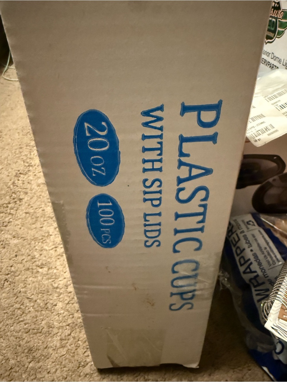 Generic Plastic Cups with Sip Lids